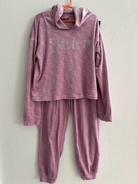 Juicy Couture Girls' Light Pink Velour Hoodie & Jogger Pajama Set